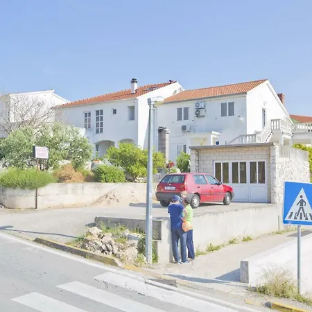 Sea View, Modern & Spacious Apartment Apartman