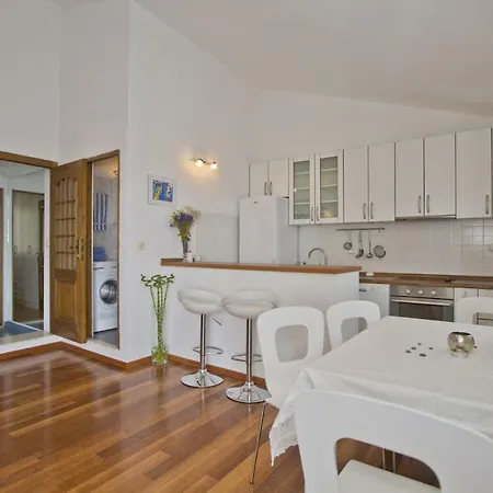 Sea View, Modern & Spacious Apartment Apartman Hvar Town