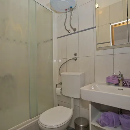 Sea View, Modern & Spacious Apartment * Hvar Town