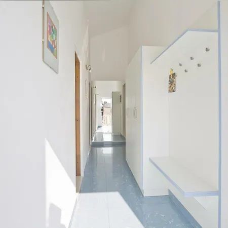 Apartman Sea View, Modern & Spacious Apartment Hvar Town